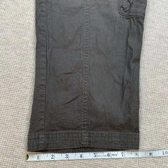 Columbia Womens Gray Cargo Capri Pants Size 4 Pockets Belted Double Button Waist - Picture 14 of 15